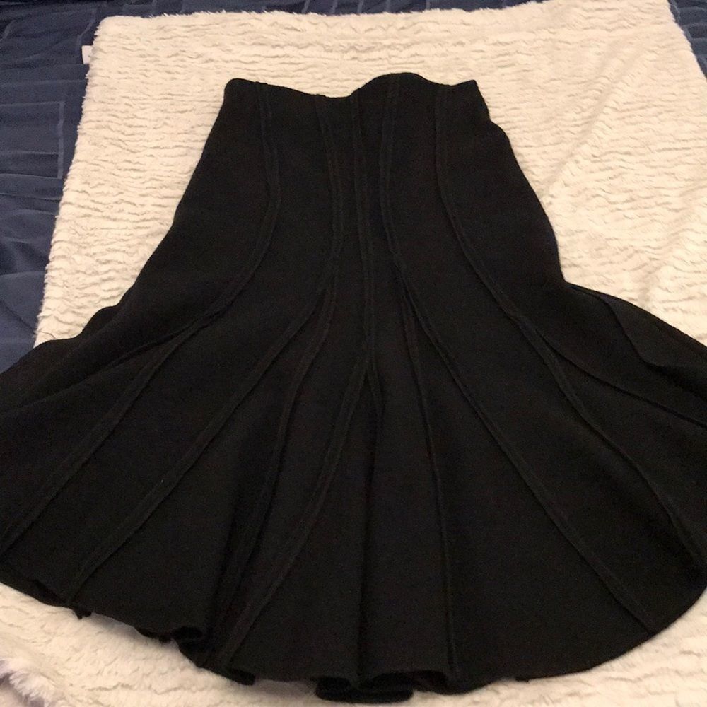 Gorgeous black accordion skirt